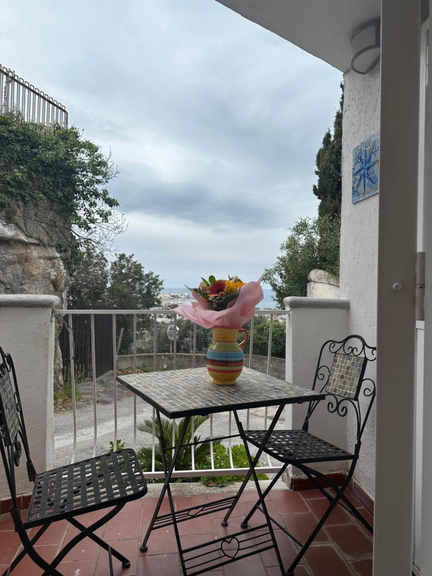 La Bomboniera Apartment Ischia Luaran gambar